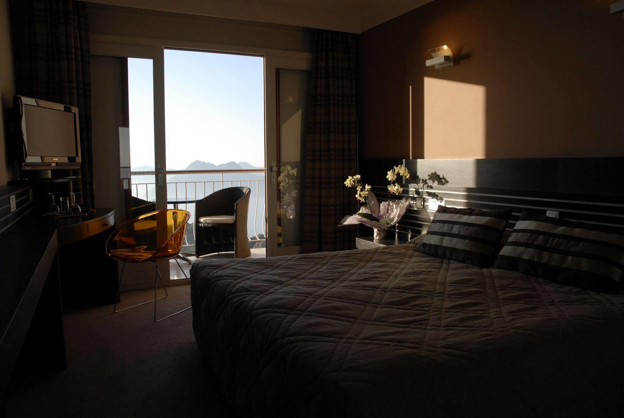 Hotel Capo Rosso بيانا المظهر الخارجي الصورة